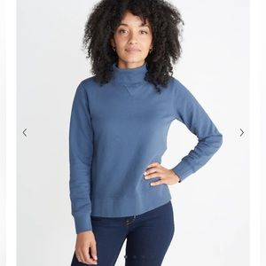 Marine Layer Evie Funnel Neck Sweatshirt in Deep Denim. Size XS. Fits to Medium